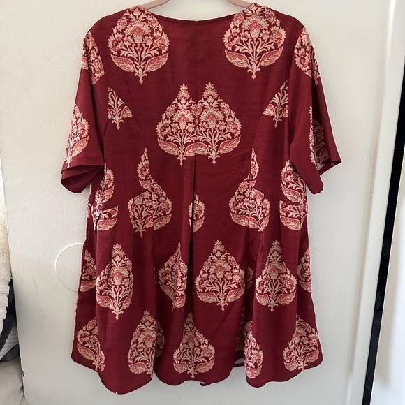 Wayward Fancies eShakti Plus 1X Red Graphic Boho Short Sleeve Tunic Blouse Pleat - Picture 4 of 5